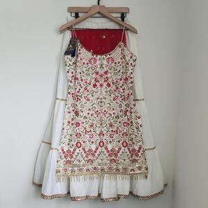 LASHKARAA Multicolor Embroidered Gharara Suit Made In India Size Large White